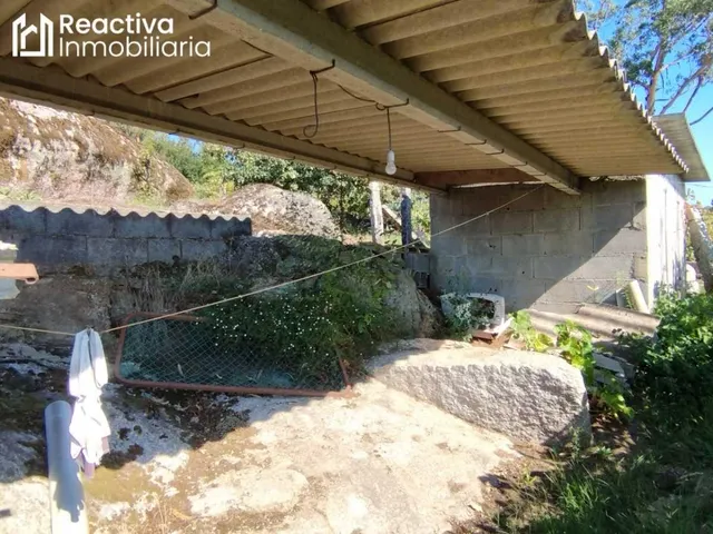Casa de 3 habitaciones con finca. — 13