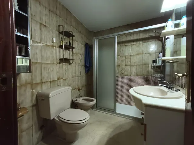 El verdadero lujo en el Realejo es tener tu propia cochera y compartir el edificio con un solo vecino. — 41