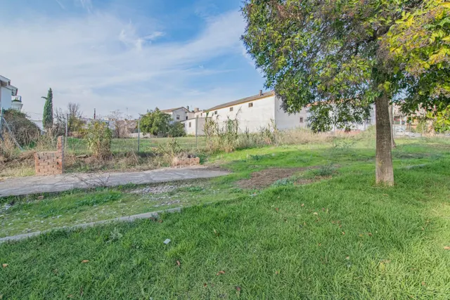 Oportunidad en venta de solar urbano en Peligros — 8