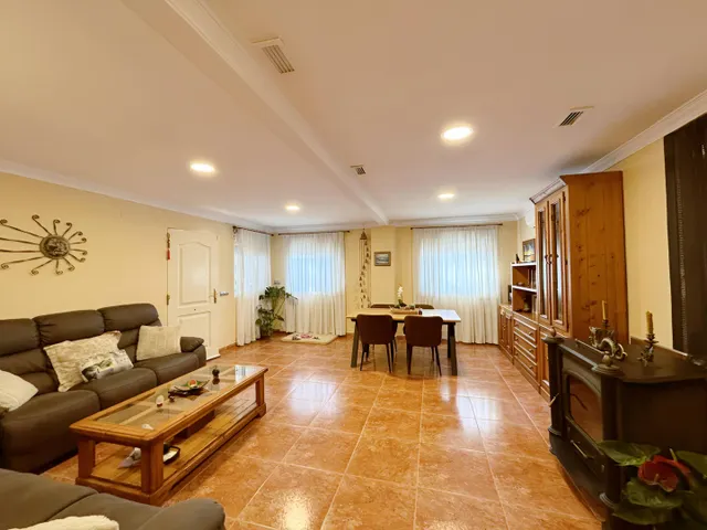 Gran oportunidad! Finca con dos viviendas independientes. — 6