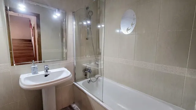 ÚLTIMA HABITACIÓN CON GASTOS INCLUIDOS EN CHALET A COMPARTIR DE VILLANUEVA DE LA CAÑADA — 9