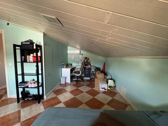 Casa mata de 3 plantas en Santa Amalia — 31