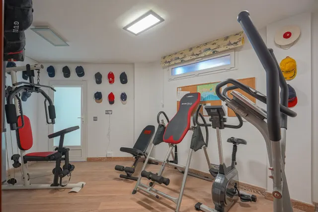 Villa 3 habitaciones 529m² en venta - Cucarres — 36
