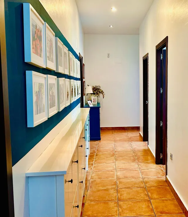 EXQUISITA VILLA CON DISEÑO MODERNO Y AMPLIA PARCELA, CON PISCINA PRIVADA EN LA PILARA — 35