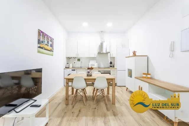 PRECIOSO APARTAMENTO A 50 METROS DE LA PLAYA — 2