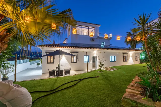 Chalet 4 habitaciones 470m² en venta - Riviera del sol — 50