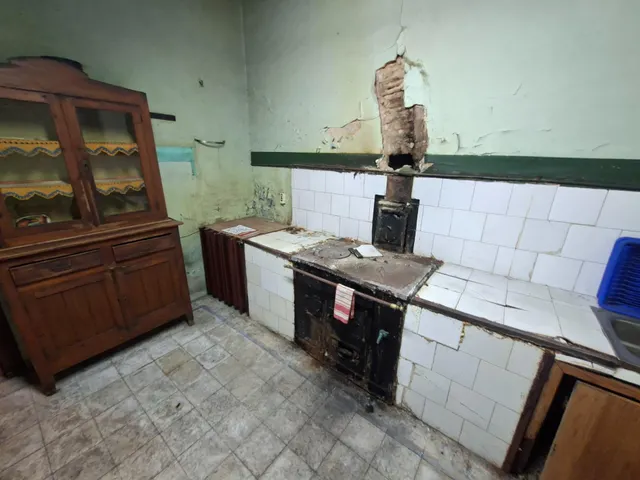 Casa con encanto de 1933 para rehabilitar, finca cerrada y pozo de manantial | valdesoto, Siero — 15