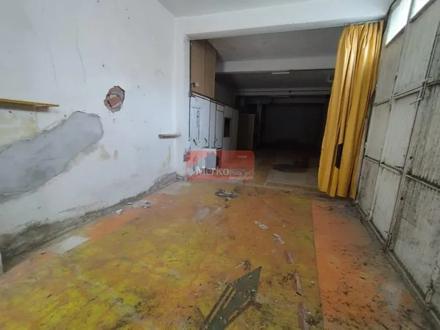 SE ALQUILA BAJO COMERCIAL ADAPTADO PARA CUALQUIER TIPO DE NEGOCIO EN  PLAZA ALICANTE — 2