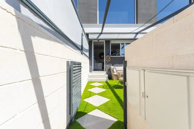 Precioso adosado en gran alacant con piscina comunitaria — 27