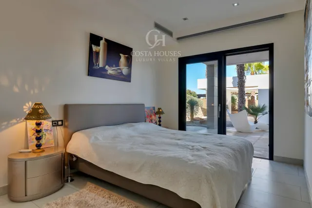 Villa vitalis · arquitectura, luz y bienestar privado frente al montgo javea — 32