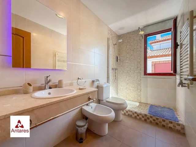 Casa Pareada en Granada capital (Lancha del Genil) — 33