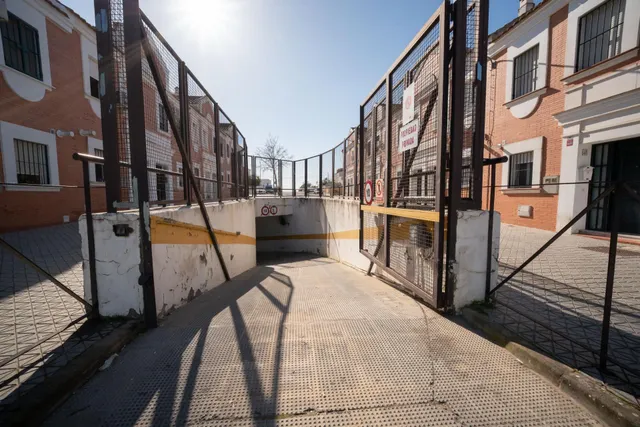 Amplio adosado en Mairena del Alcor con buhardilla reformada — 36