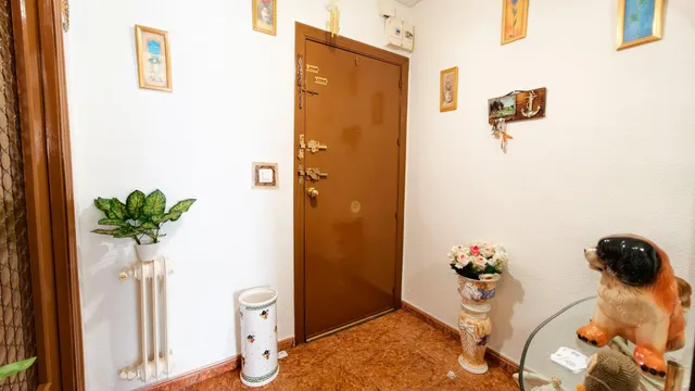 ¡¡ GRAN OPORTUNIDAD EN MEDINA AZAHARA !! PISO EXTERIOR DE TRES DORMITORIOS, 95 M2 Y ASCENSOR — 17