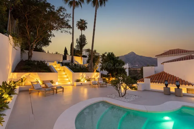 Chalet 5 habitaciones 444m² en venta - Marbella - foto 4