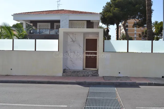 Villa 4 habitaciones 104m² en alquiler - La Zenia - foto 3