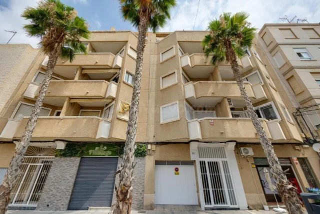 APARTAMENTO DE 3 DORMITORIOS 1 BAÑO 1 ASEO EN TORREVIEJA (PLAYA DEL CURA) — 5