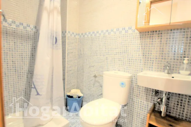 Excelente oportunidad en este amplio piso exterior con balcón, garaje y trastero — 25