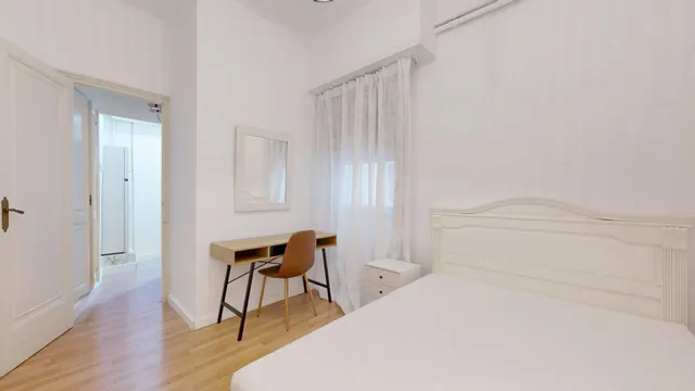 ¡Oportunidad única! Piso de lujo en alquiler en el corazón de Valencia — 38