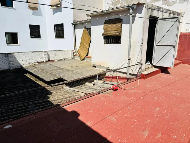 CASA PARA REFORMAR - ZONA MIRAFLORES — 3