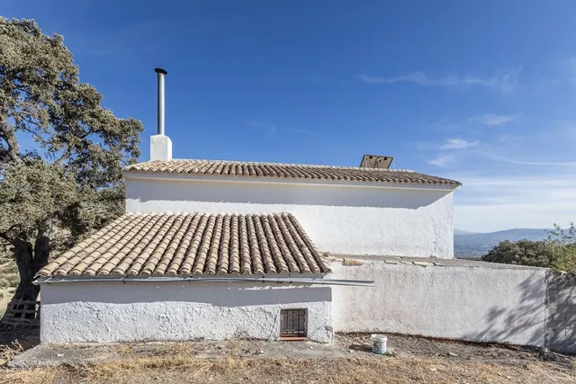 Casa rural en término de Montefrío. — 21