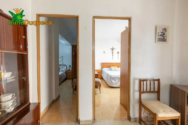 Piso de 3 dormitorios en calle Arabial — 22