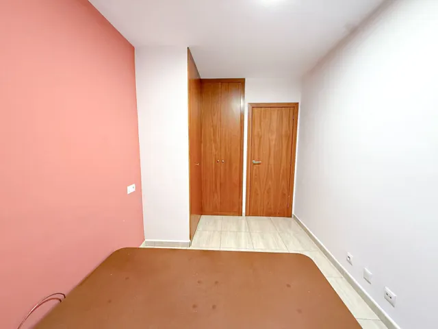 Piso de 2 dormitorios con ascensor en Figueres — 40