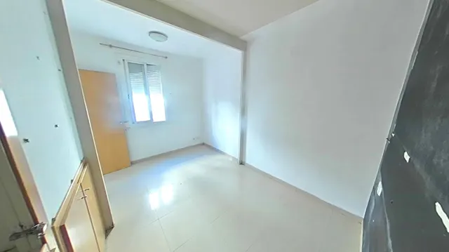 Piso en venta en Calle dels Magatzems — 17