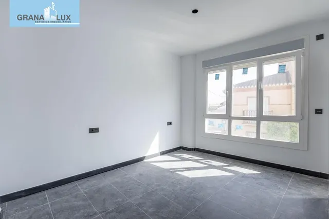 Edificio de nueva construcción en Churriana — 5