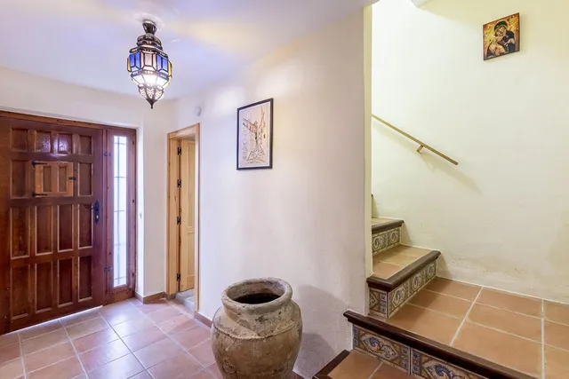 GR3929 - Alhama de Granada - Casa de pueblo reformada con patio delantero y azotea — 4