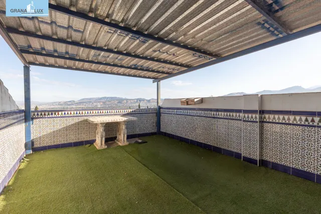 Casa adosada con terraza, vistas a Granada y Sierra Nevada, garaje y sótano — 31