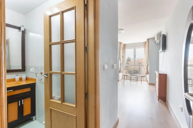 ¡¡¡amplio piso de 3 dormitorios, 2 baños, cochera y trastero, por solo 179.900 €!!! — 7