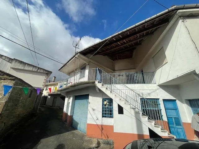 Casa adosada en venta en Nogueiroá – Irixo (Ourense) - foto 3