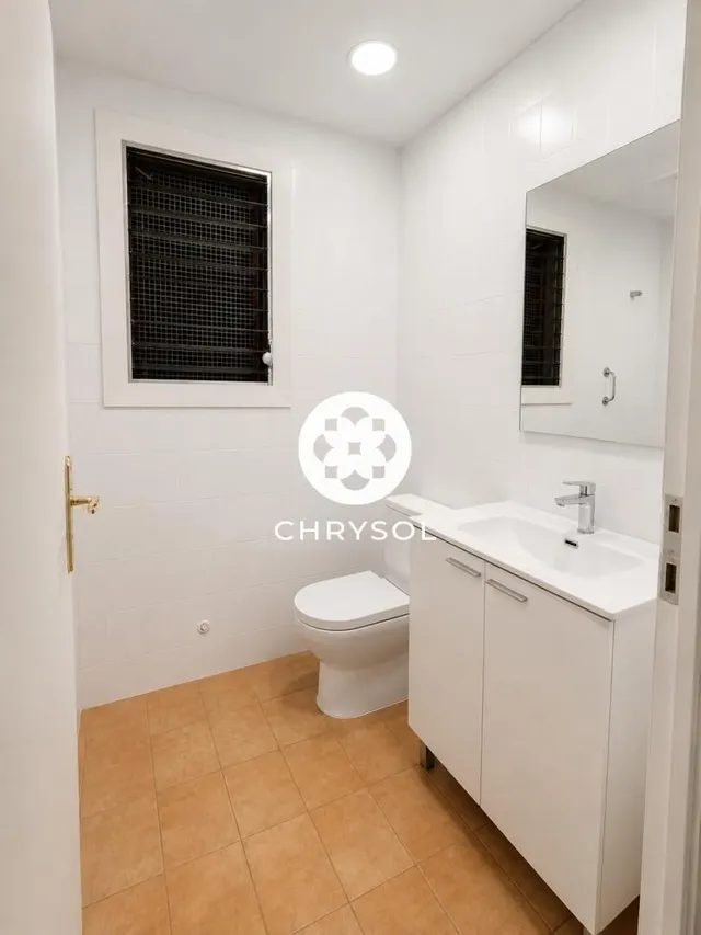 Exclusiva vivienda en Enric Granados, en pleno corazón de Barcelona. — 11
