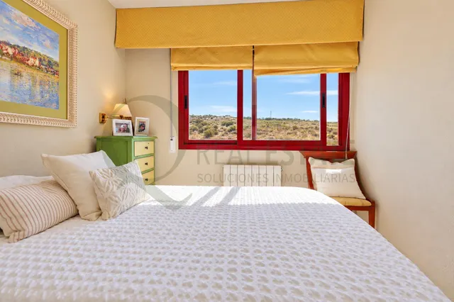 Chalet adosado con terrazas en Cabo de las Huertas, a pocos pasos del mar — 17