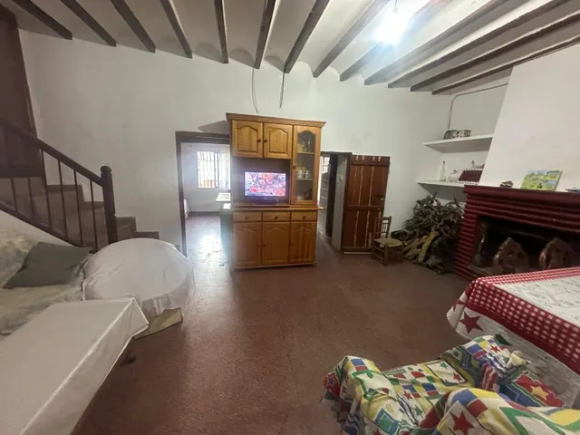 Encantadora Casa en Monovar - Ideal para Tu Nuevo Hogar - foto 4