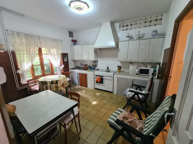 SE VENDE CASA EN VALENCIA DE DON JUAN, 2 PLANTAS, COCHERA, MERENDERO, MUCHAS POSIBILIDADES — 14