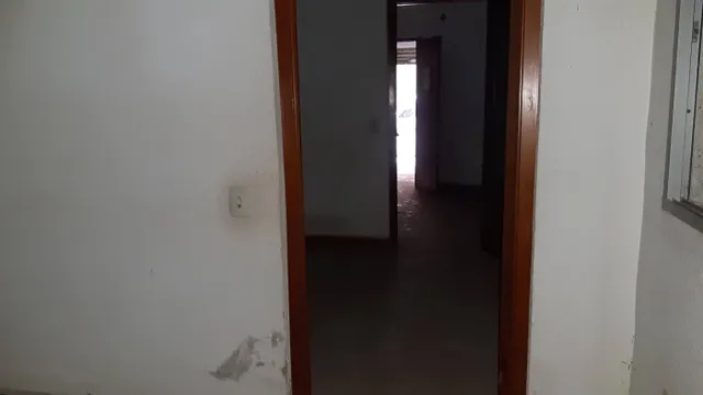 300 METROS CON TECHOS ALTOS — 13