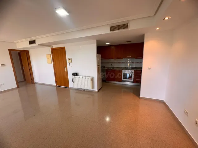 VIVIENDA DE ALQUILER PLAZA LA VIÑA !!!! — 3