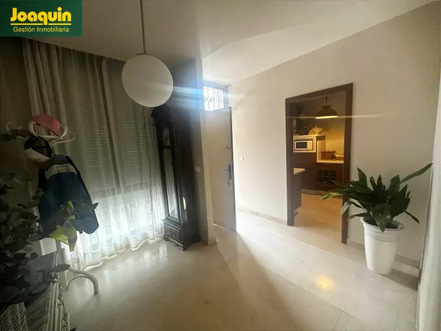 Espectacular casa de 3 plantas y solárium en el Campo de la Verdad — 7