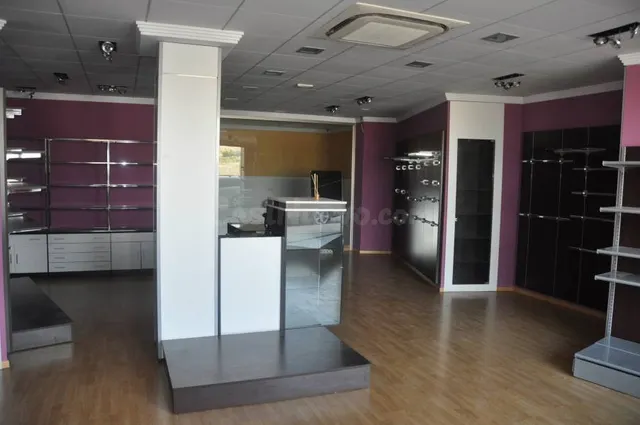 ALTEA - LOCAL COMERCIAL TOTALMENTE EQUIPADO - foto 2