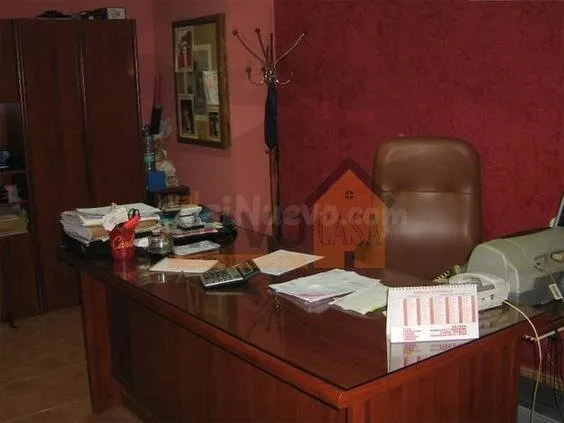 Local comercial 400m² en venta - Área de Silla - foto 3