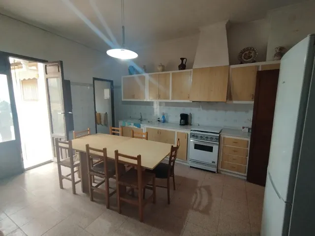 DUPLEX CON TERRAZA CENTRICO — 18