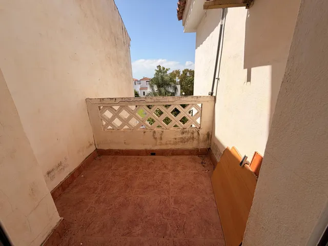 PAREADO EN LA SIERREZUELA , MIJAS - OPORTUNIDAD DE REFORMA — 43