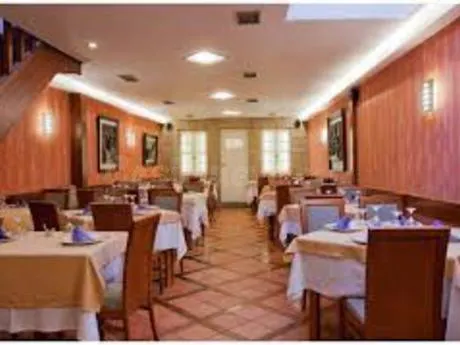 LOCAL COMERCIAL DE 100 M2 EN EL ENSANCHE