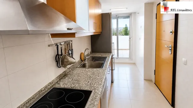 GRAN ÁTICO CON 3 TERRAZAS EN URBANIZACIÓN DE LUJO — 11
