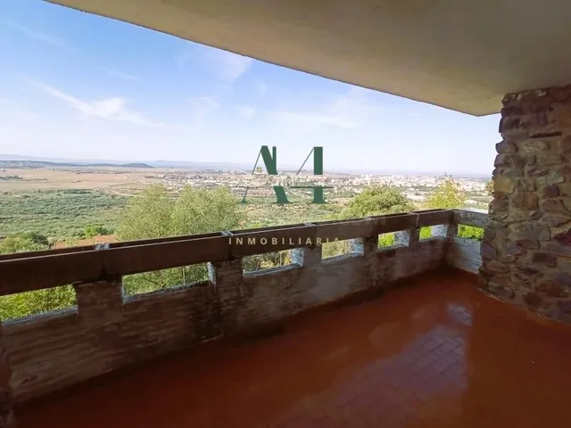 Maravillosa casa de campo en la urbanización de la montaña!!