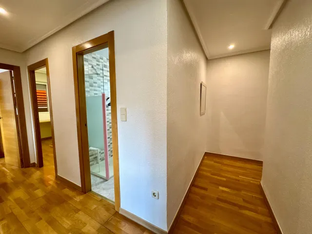 Piso 3 dormitorios con garaje en El Barrio del Carmen — 15