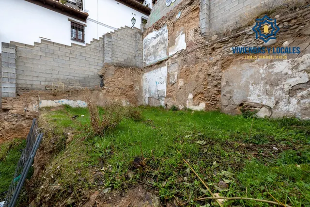SE VENDE TERRENO URBANO PLURIFAMILIAR ZONA REAL DE CARTUJA Y JARDINES DEL TRIUNFO — 5