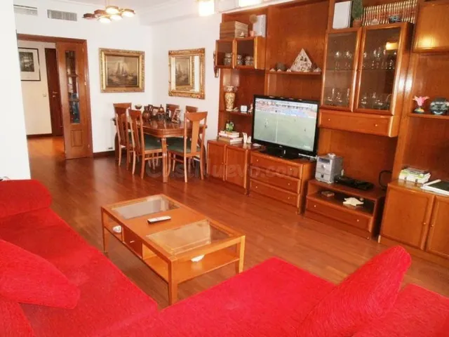 Piso en MACONDO  - Residencial con Piscina en Cáceres Capital — 2