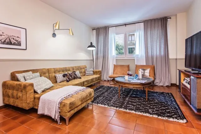 Espacioso y equipado piso venta en Dreta Eixample — 3